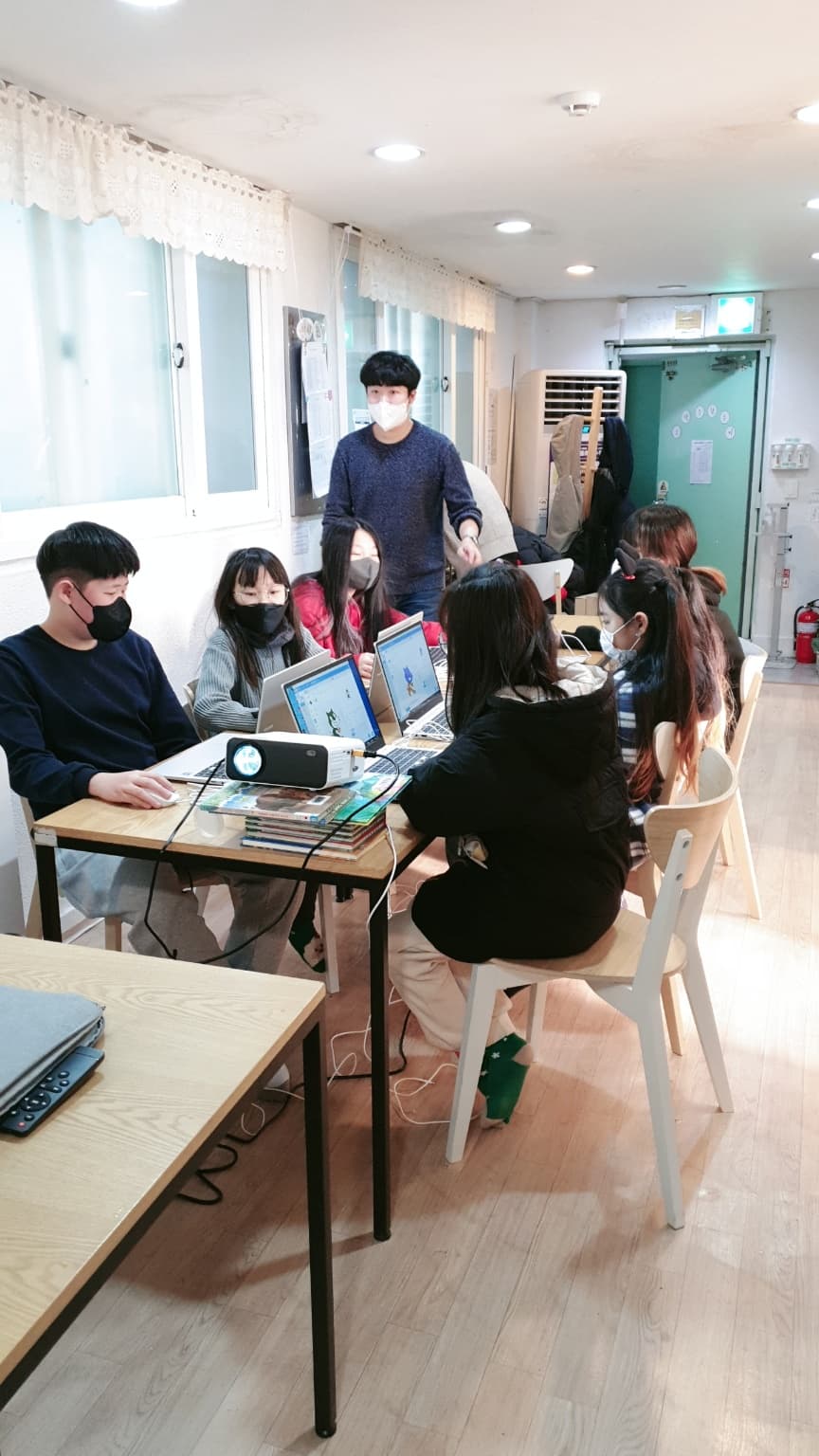쪽방촌 지역아동센터 코딩교육(소망을 찾는 이 지역아동센터)